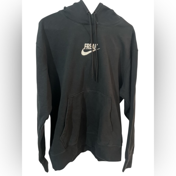 Nike Other - Nike Giannis Antetokounmpo Hoodie with Logo